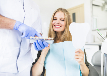 Лікар стоматолог Андрій Півнюк допоможе повернути здорову білизну вашої емалі, відбілювання зубів в місті Вінниця