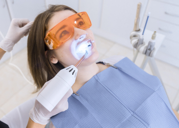 Стоматологический кабинет PIVNIUK в Виннице обеспечит качественную гигиену ротовой полости, чистка зубов